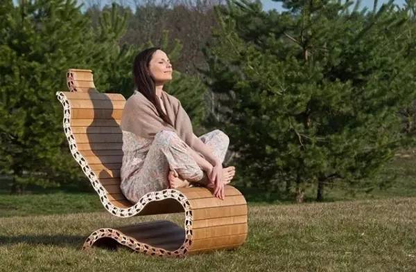 多功能躺椅設(shè)計